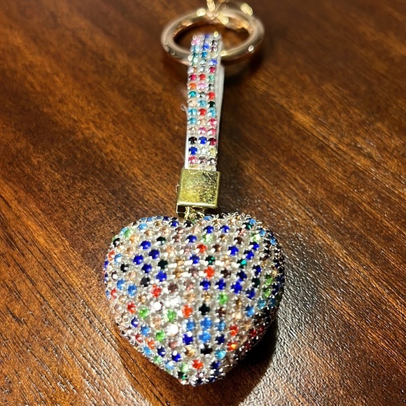 NEW Multicolor Rhinestone Heart Keychain / Purse Charm - Picture 3 of 7